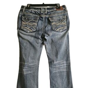 Maurices Jeans Women 9 Blue Bootcut Embellished Pocket Contrast‎ Stitch Stretch